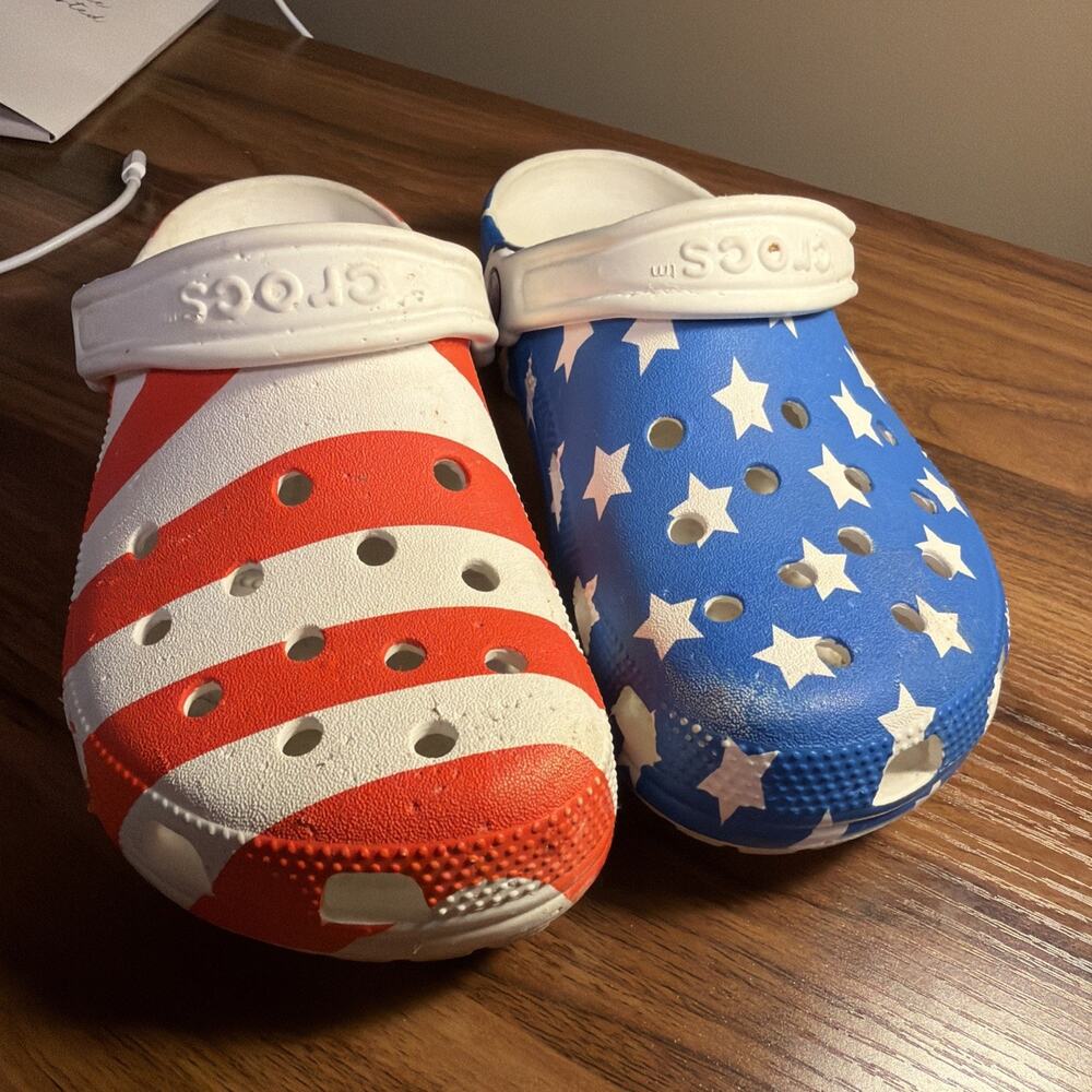 Crocs Classic American Flag Clogs Stars & Stripes Patriotic Women 7, Men 5